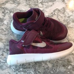 Toddler Nike Free RN tennis shoes